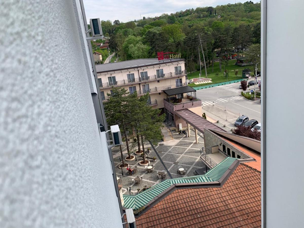 De Lux Nedeljkovic Aparthotel Jagodina Exterior photo