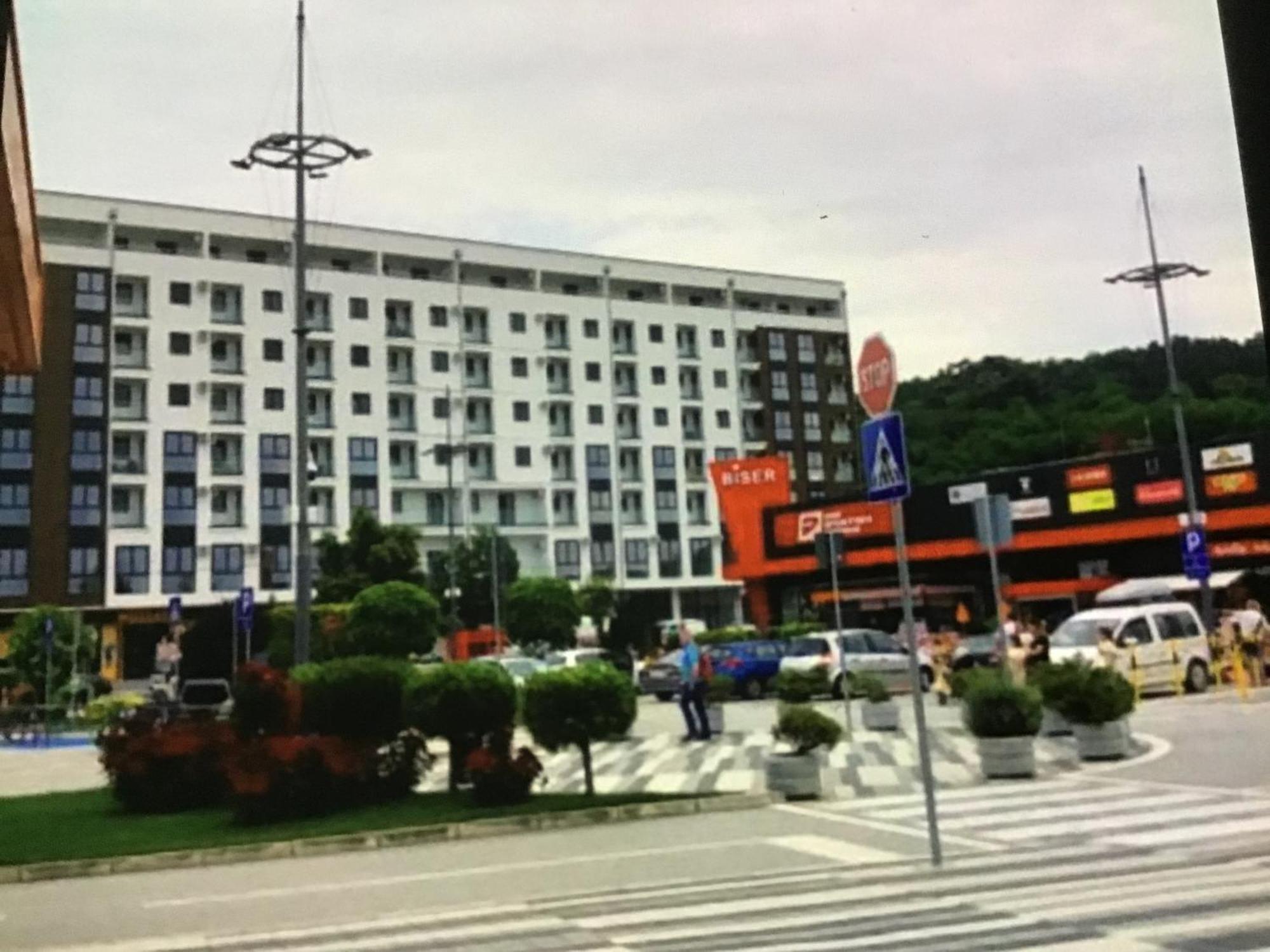 De Lux Nedeljkovic Aparthotel Jagodina Exterior photo