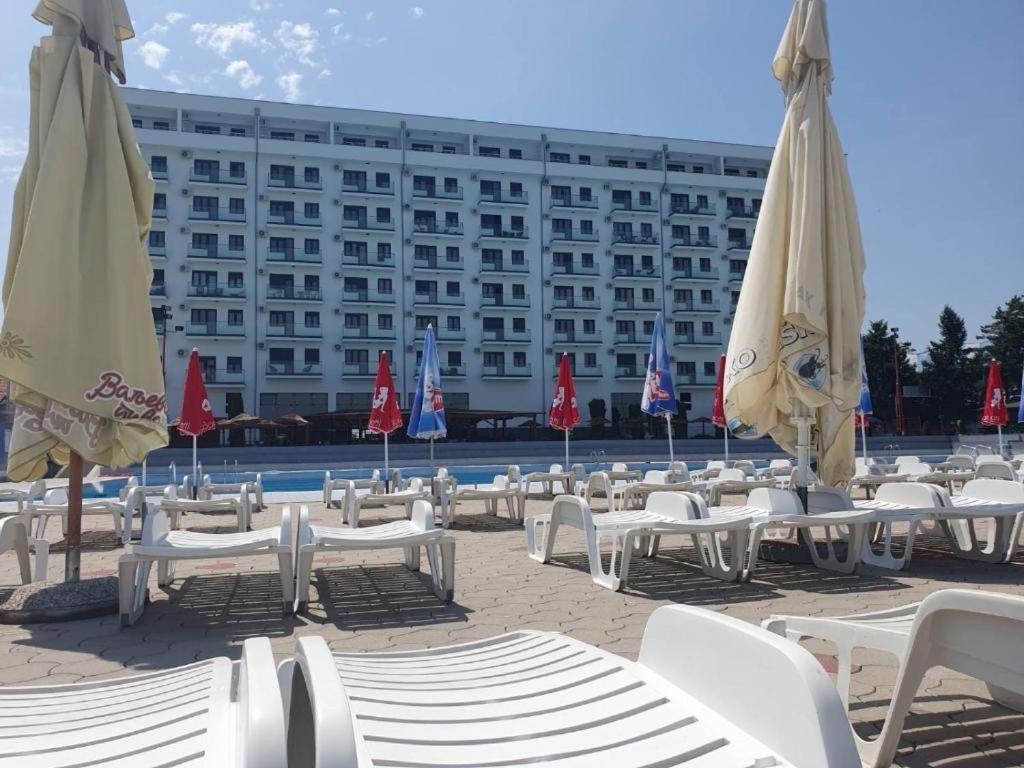 De Lux Nedeljkovic Aparthotel Jagodina Exterior photo